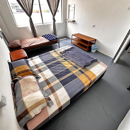Jiaxin Dormitory - Puteri Wangsa 家馨旅舍 Улу-Тірам Екстер'єр фото