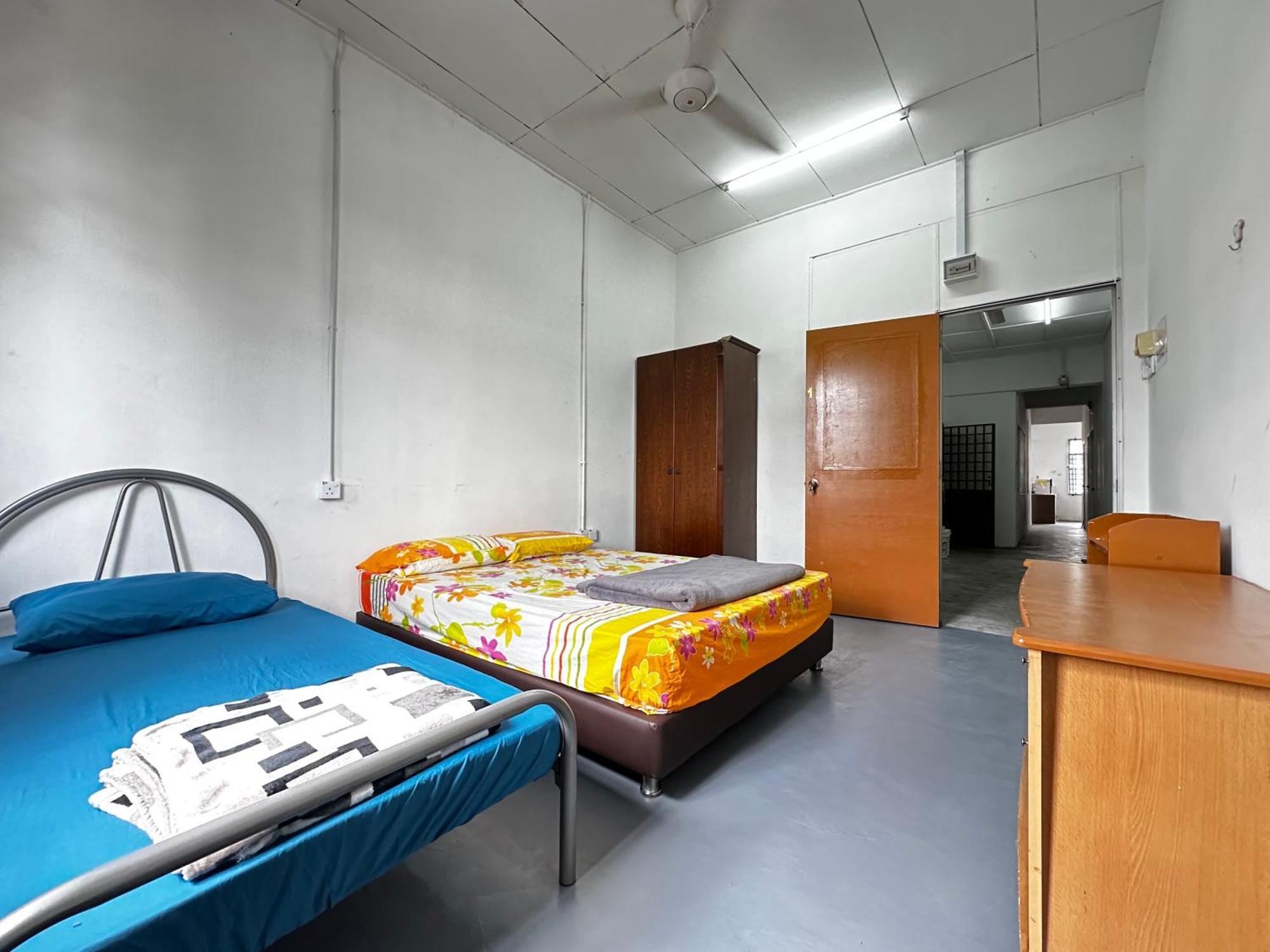 Jiaxin Dormitory - Puteri Wangsa 家馨旅舍 Улу-Тірам Екстер'єр фото
