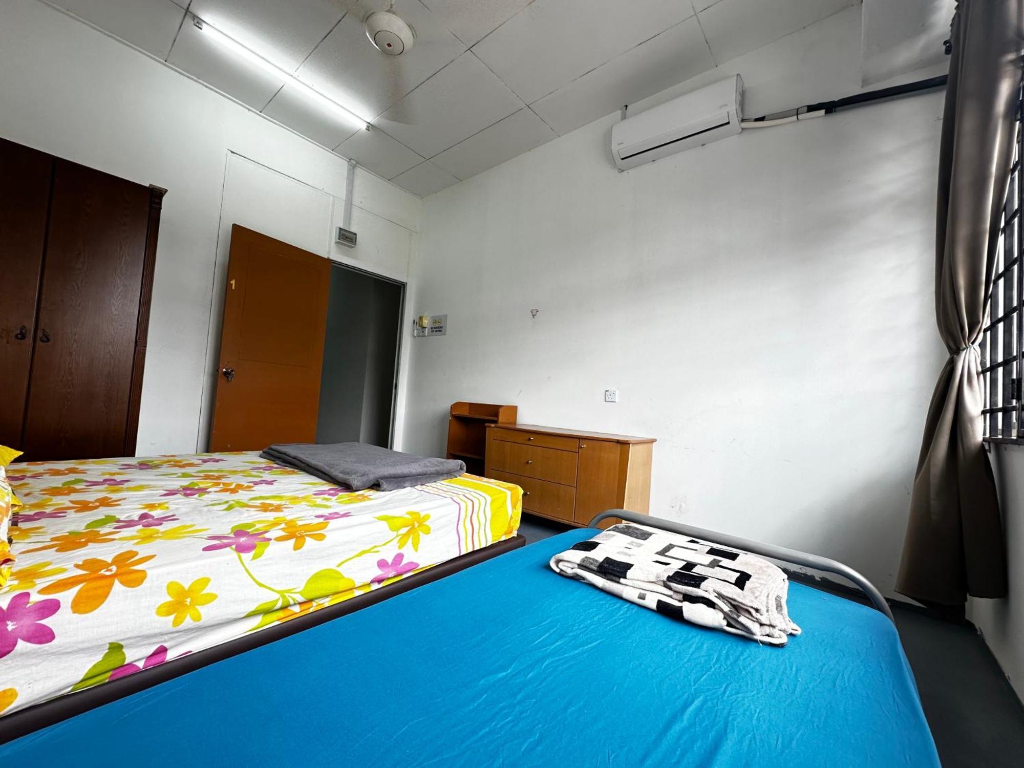 Jiaxin Dormitory - Puteri Wangsa 家馨旅舍 Улу-Тірам Екстер'єр фото