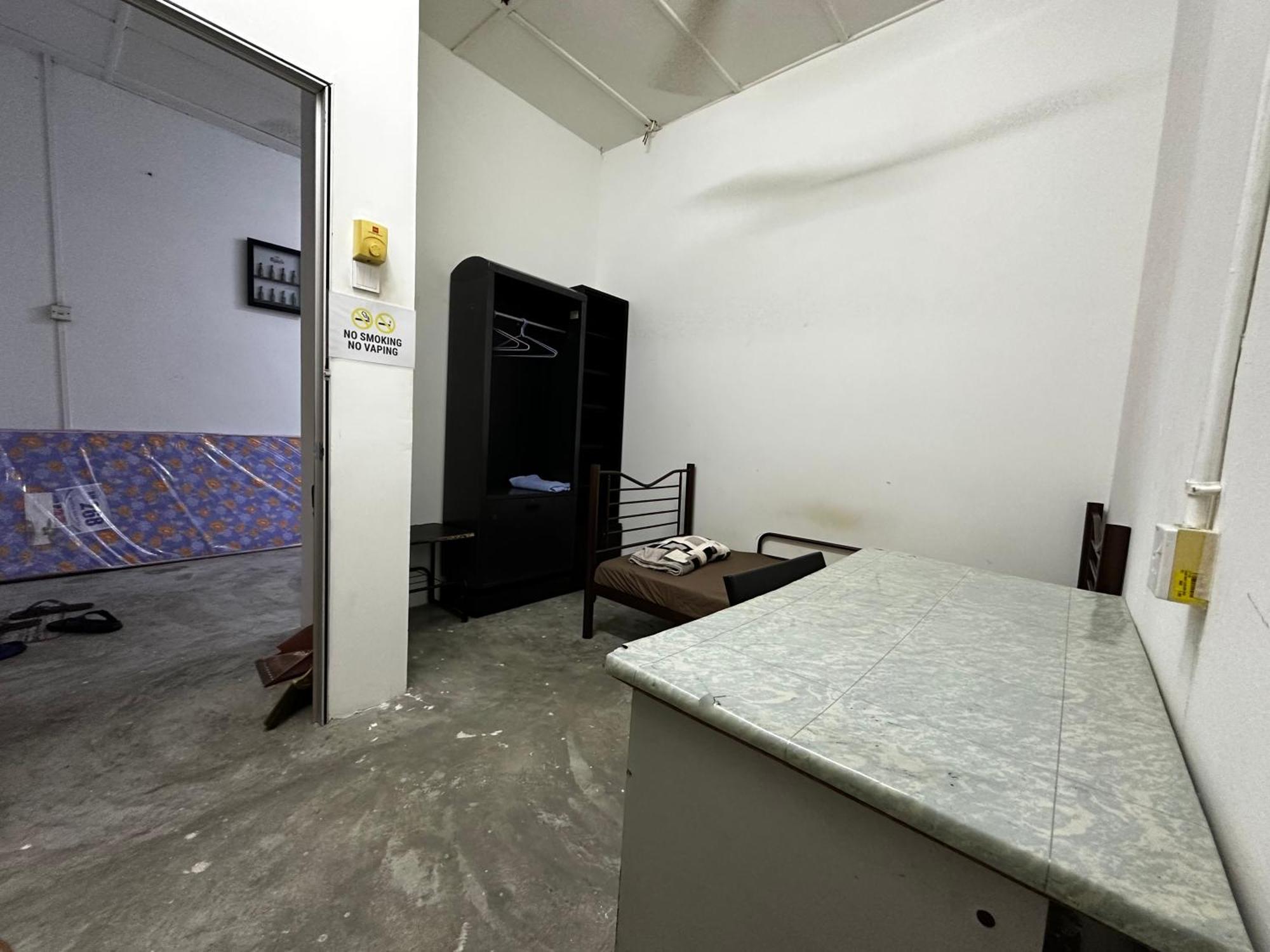 Jiaxin Dormitory - Puteri Wangsa 家馨旅舍 Улу-Тірам Екстер'єр фото