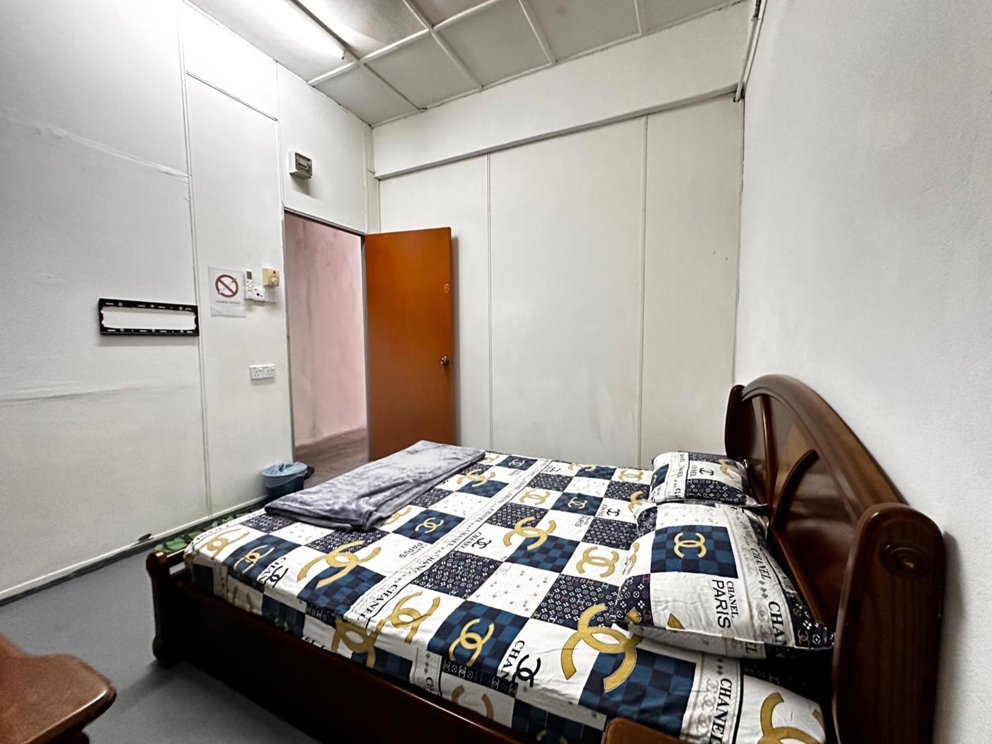 Jiaxin Dormitory - Puteri Wangsa 家馨旅舍 Улу-Тірам Екстер'єр фото