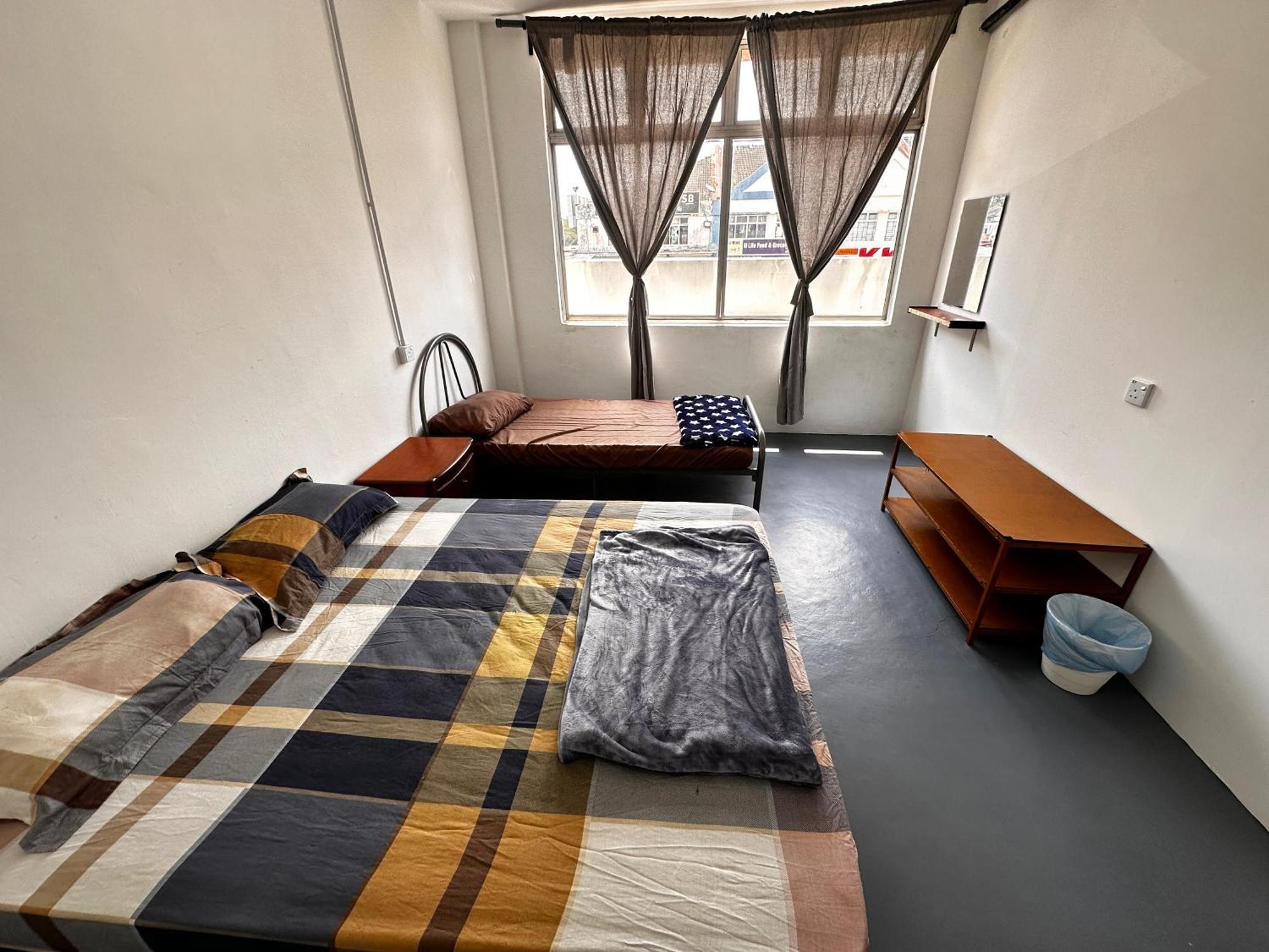 Jiaxin Dormitory - Puteri Wangsa 家馨旅舍 Улу-Тірам Екстер'єр фото